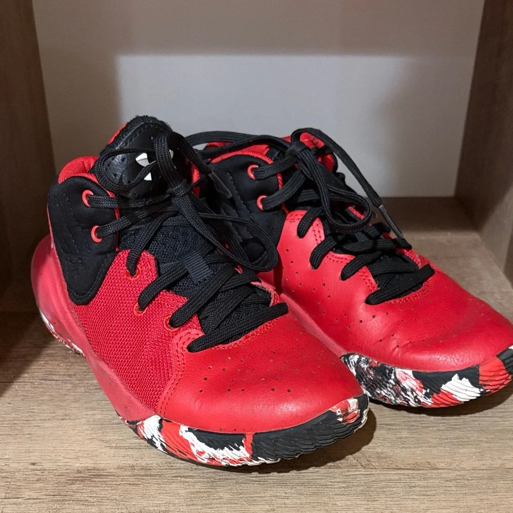 Kids Under Armour Sneakers